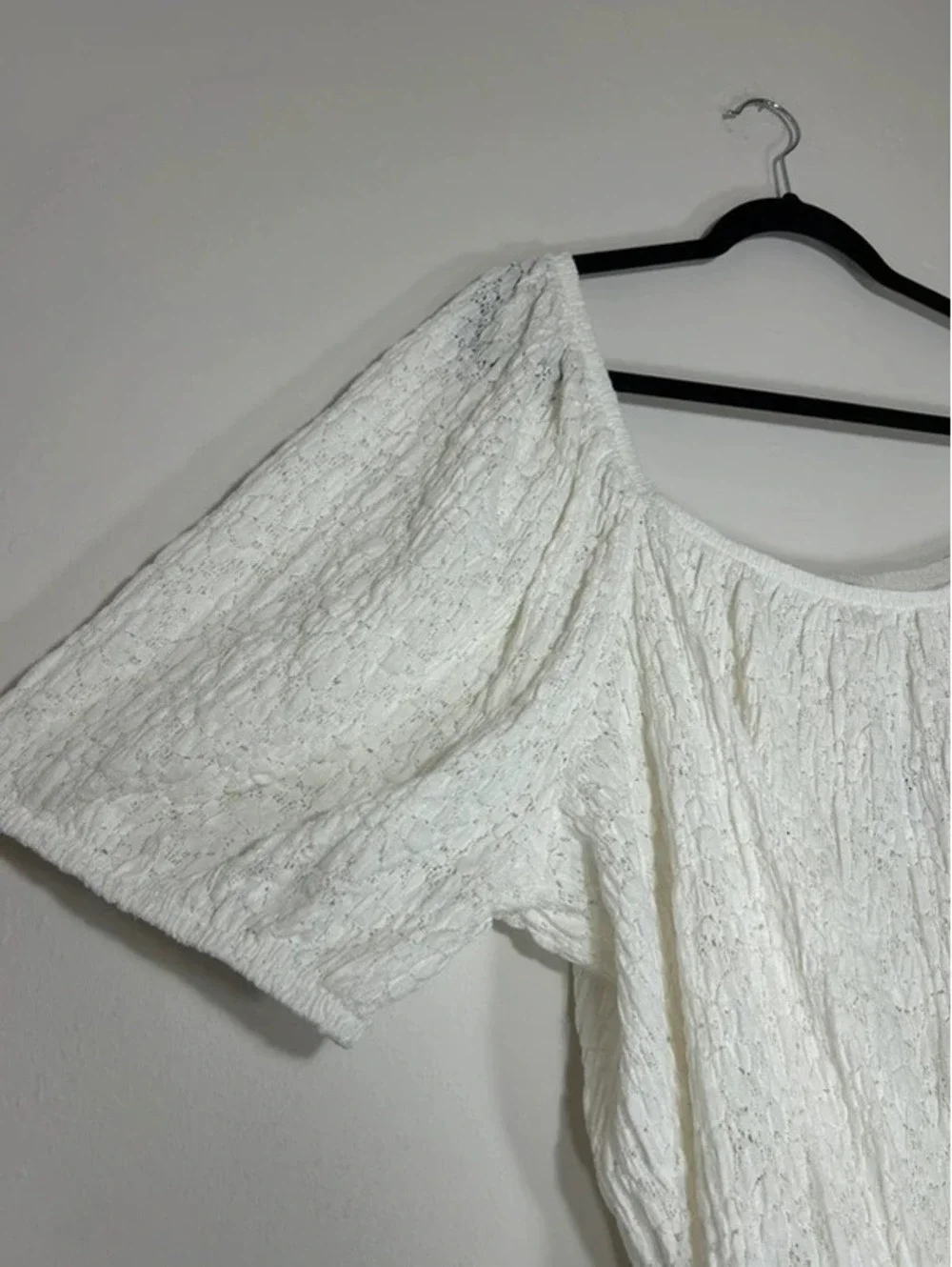 Old Navy White Eyelet Babydoll Puffy Sleeve Top